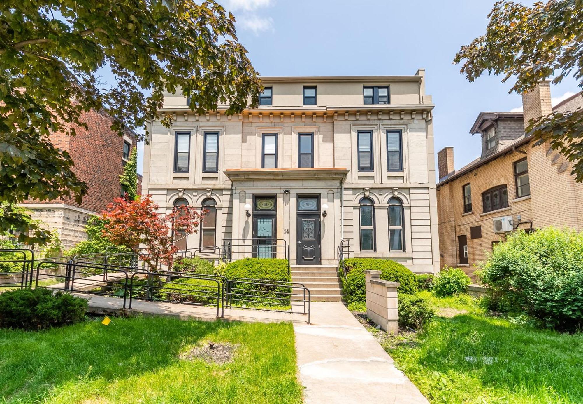 2Br Apartment - Steps To Downtown Hamilton Exterior foto